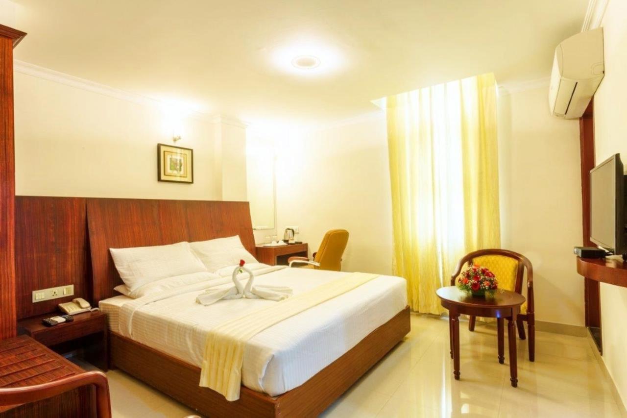 Genx Kr Inn Manyata Bangalore Exterior foto